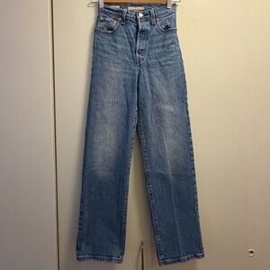 Levi's Ribcage Straight Ankle Jeans W23 L29